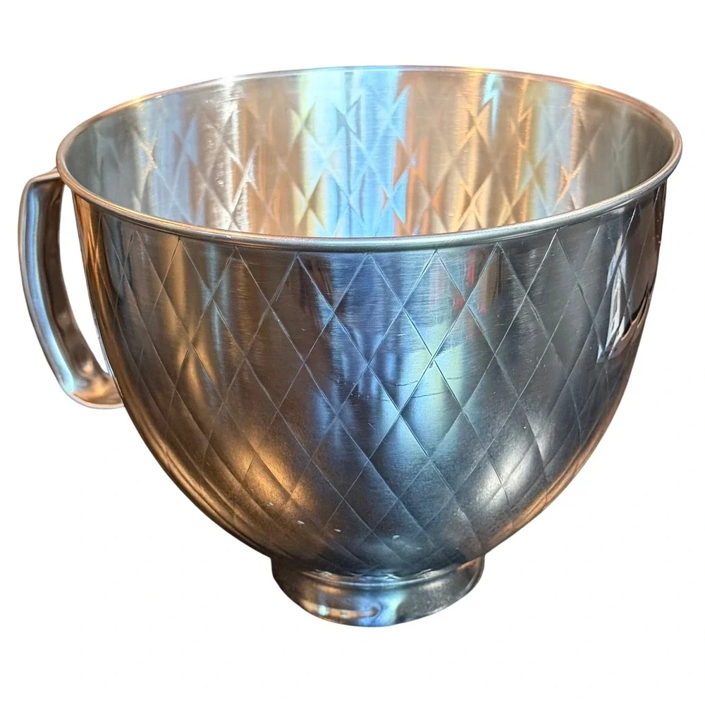 KitchenAid 5 Quart Stainless Steel Bowl Quilted Diamond Pattern Tilt Head Mixer